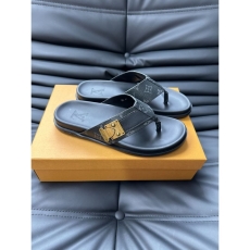 Louis Vuitton Slippers